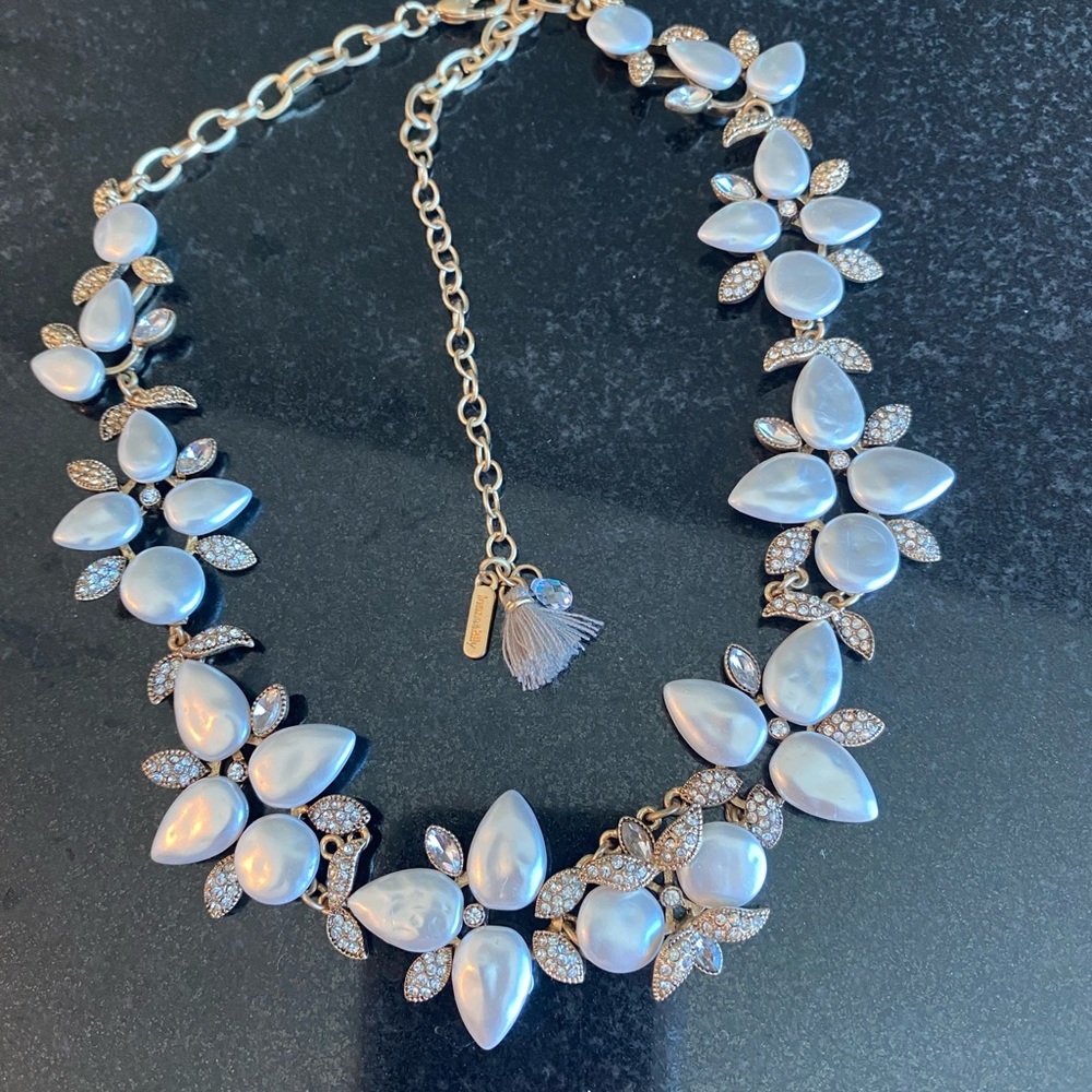 Statement necklace